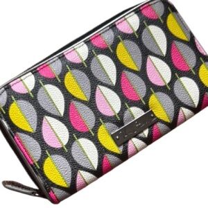 Vera Bradley Wallet zip around canvas Stylish Multicolor moon drops